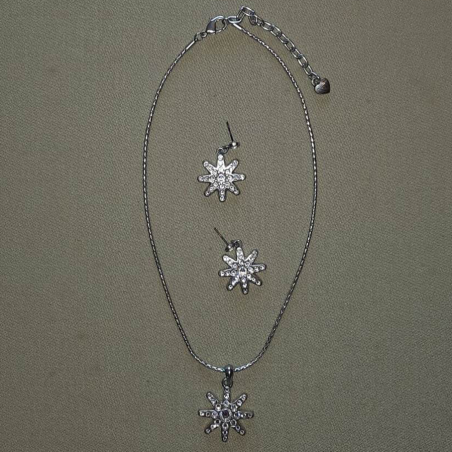 Collier et boucles d'oreilles étoiles