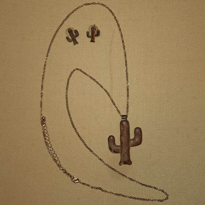 Collier et boucles d'oreilles cactus