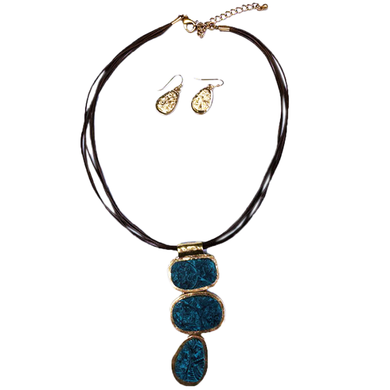 Collier et boucles d'oreilles turquoise