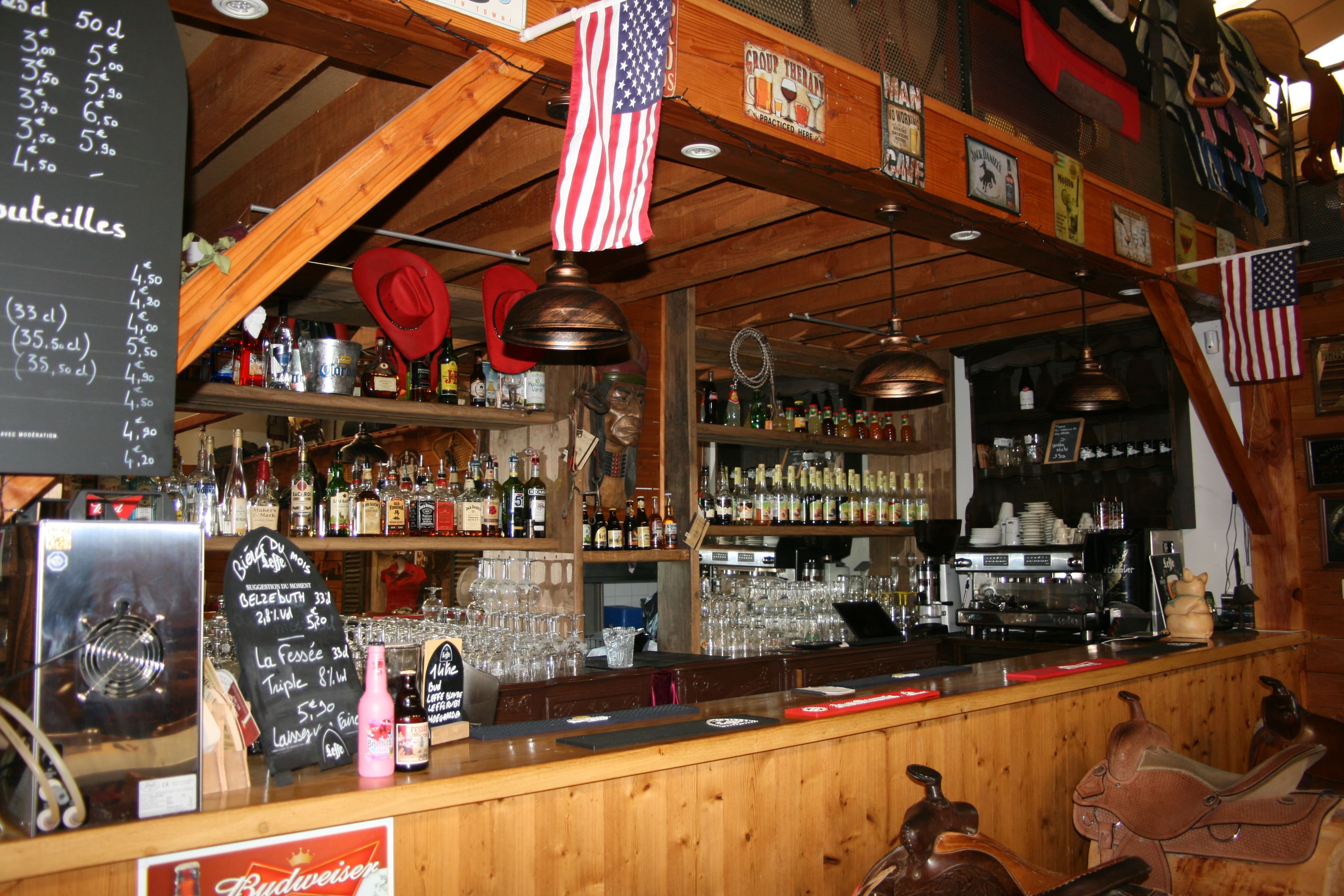 Restaurant américain, grill, glacier